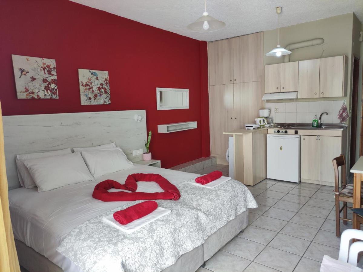 Apartment Steps From The Aprt Chania (Crete)