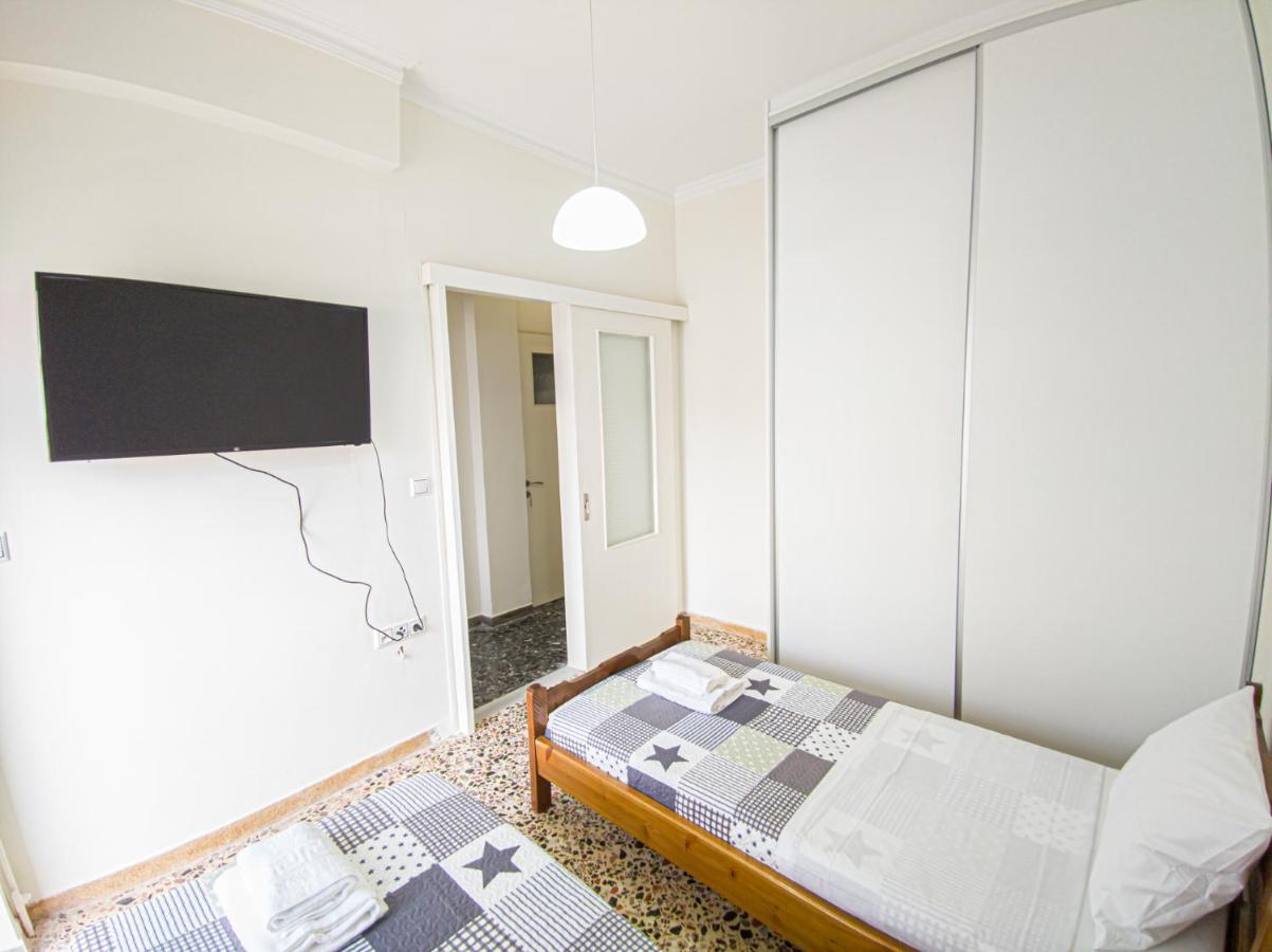 Fully Renovated Close To The Bus Station And The Center! *