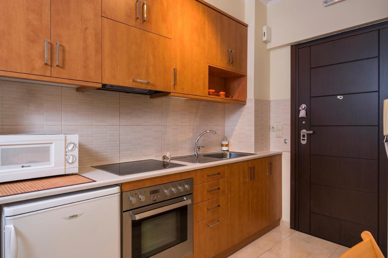 Luxury Coastal Retreat, Mountain View Balcony With Palm Trees & Parking * Chania (Crete)