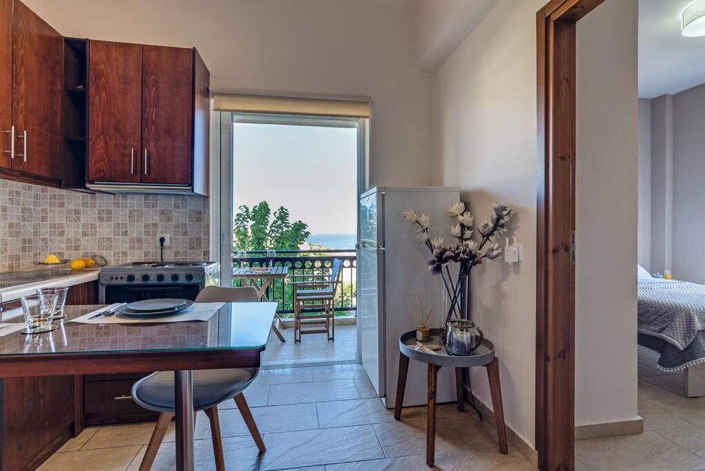 Apartment Chic With Great View *