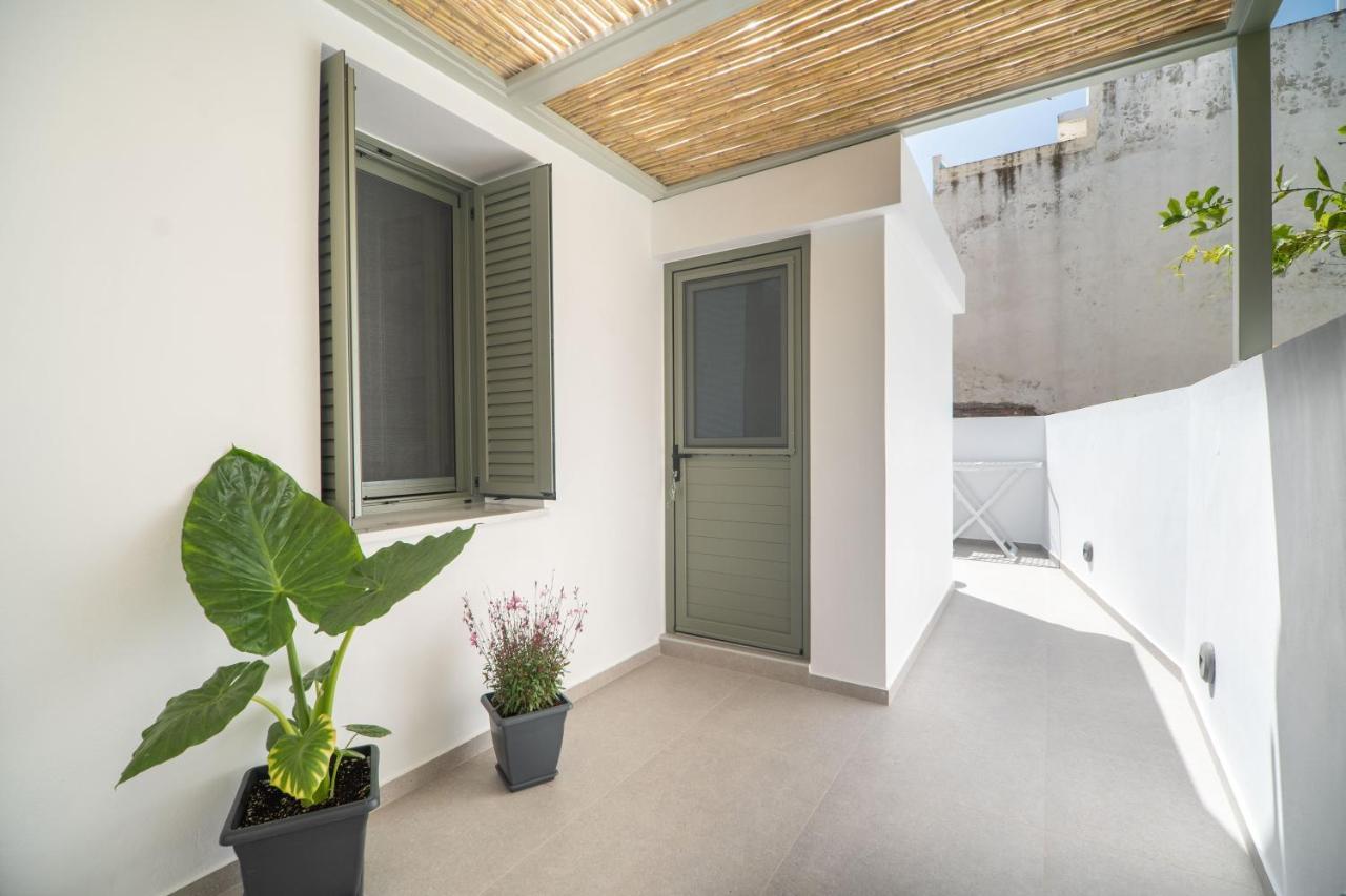 Antigone's Lux 5 Mins Walk To Beach, Old Town, Holiday home