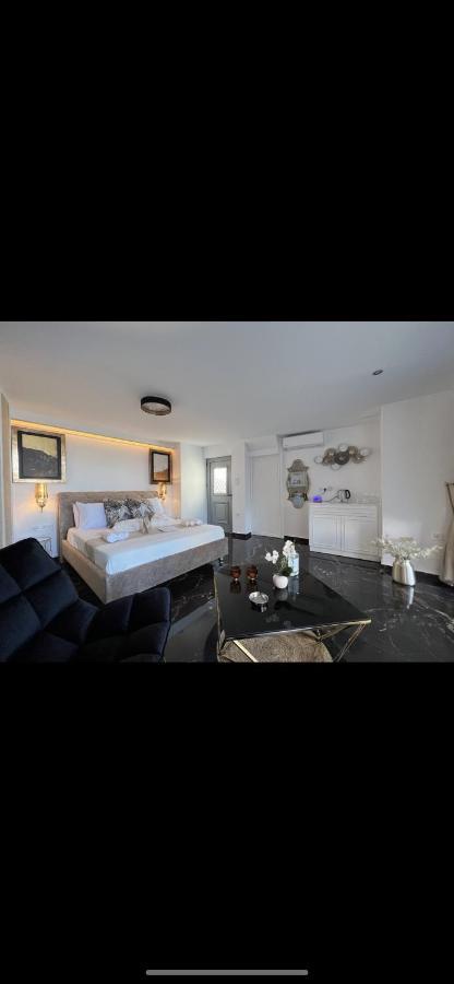 Mare 2 Apartment Chania (Crete)
