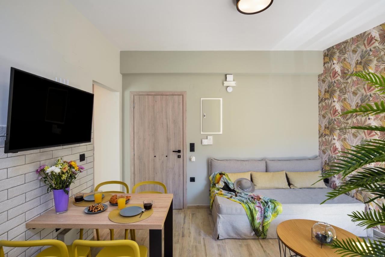 Dandelion Apartment