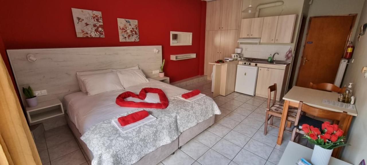 Apartment Steps From The Aprt
