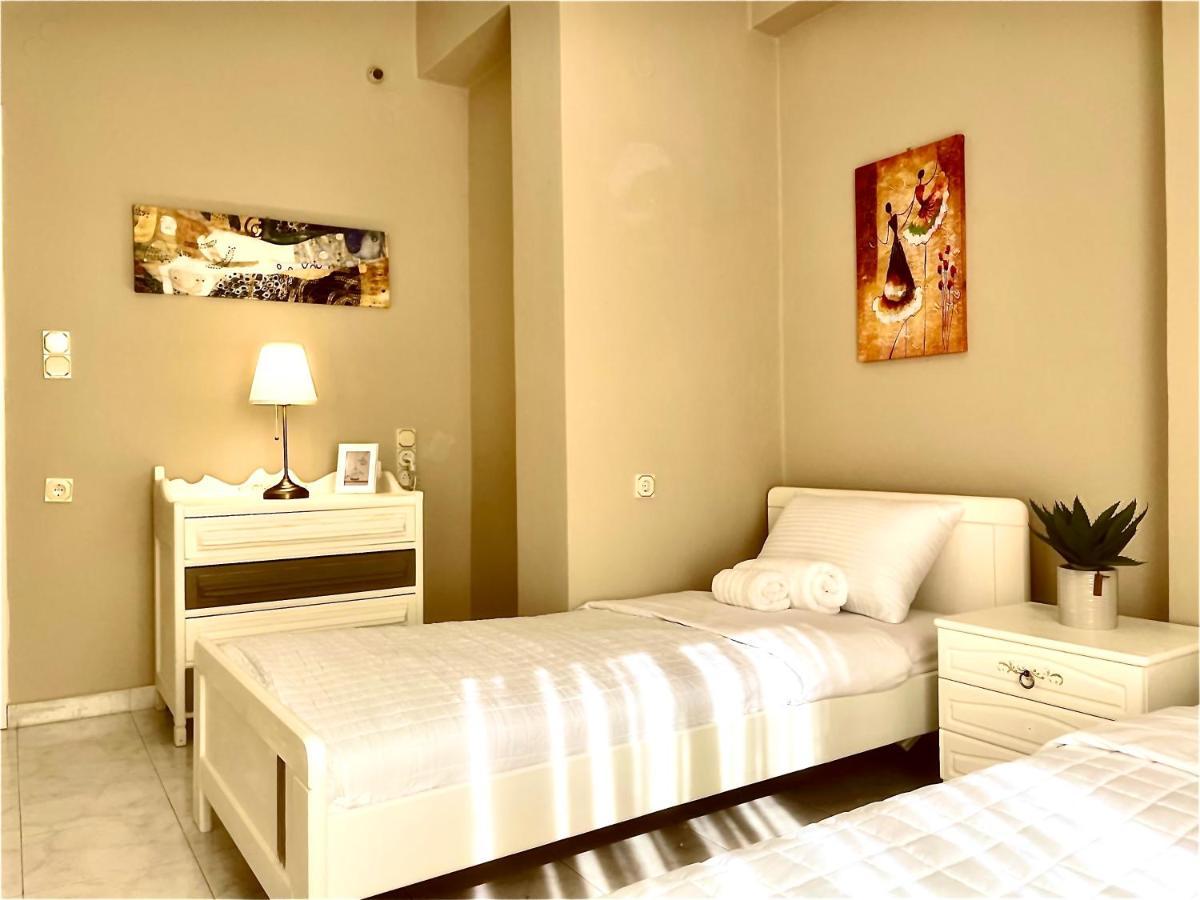 Christina_apt * Chania (Crete)