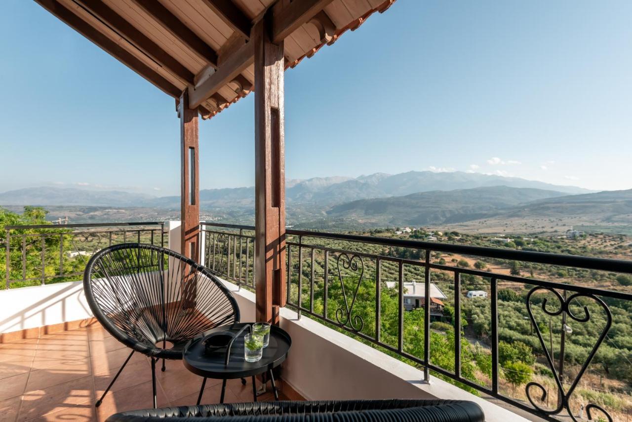Villa Apteramare Tradidtional House 'new Listing 2022' Chania (Crete)