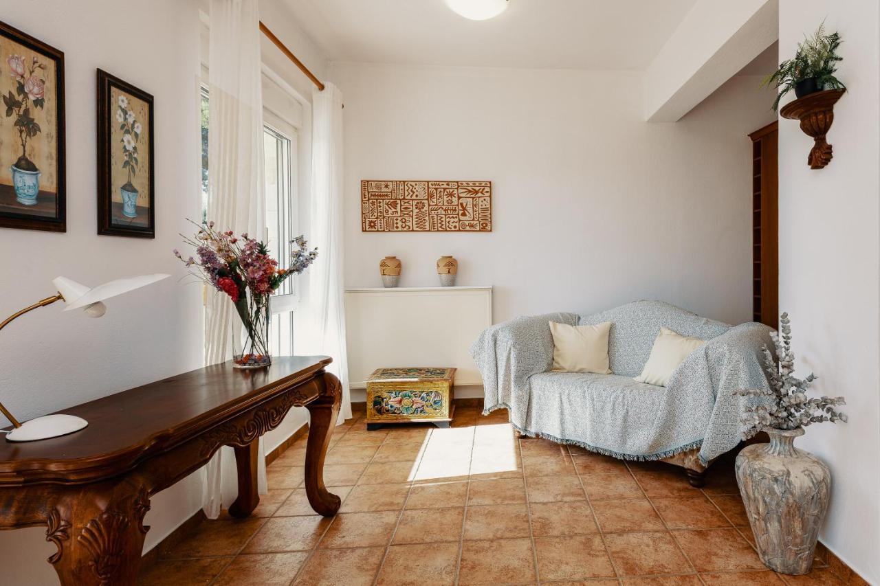 Paparouna Holiday home