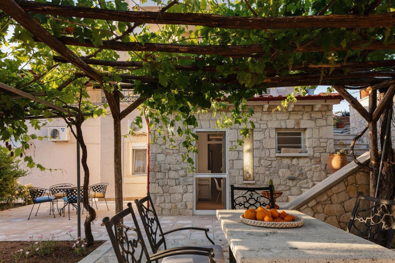 Holiday home Paparouna