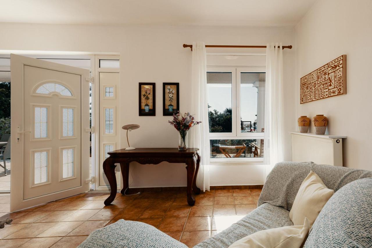 Paparouna Holiday home