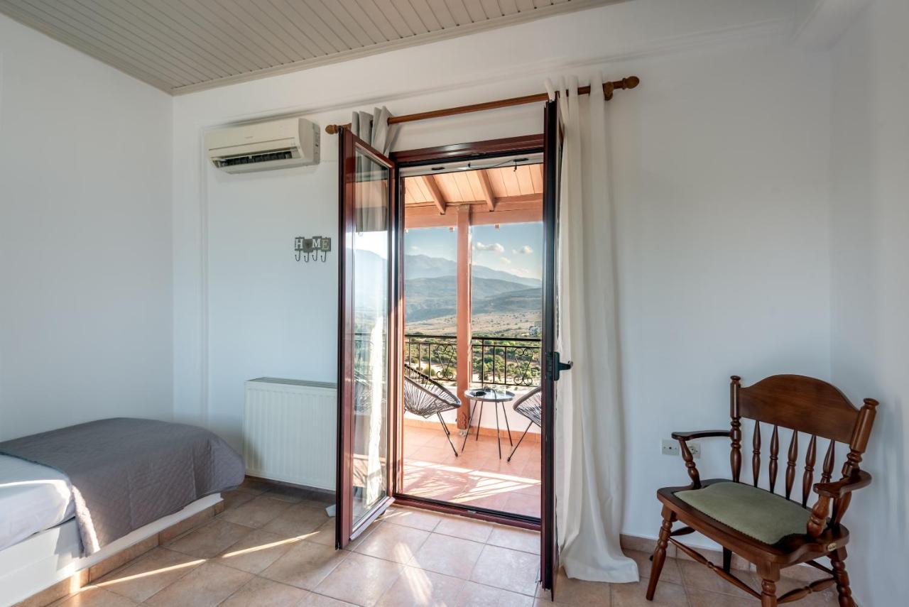 Apteramare Tradidtional House 'new Listing 2022' *
