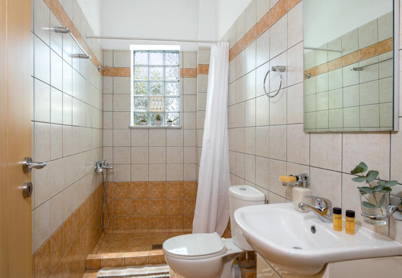 Casa Magnolia - Spacious In Heart Of Akrotiri Holiday home *