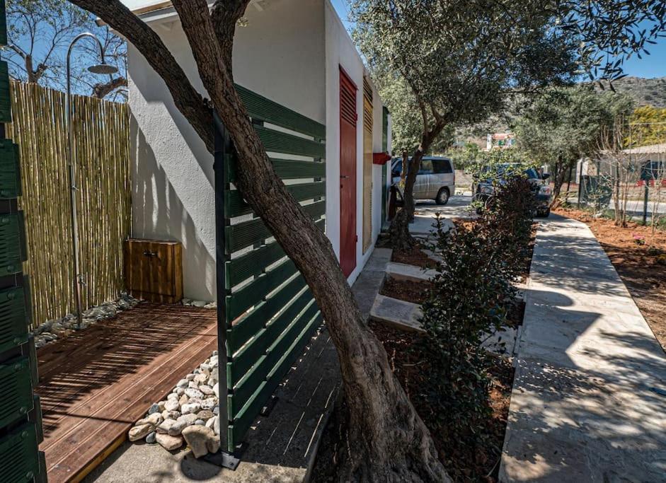 Sea And Sun Metaxy Mas, Brand-new, Beachfront ! Holiday home
