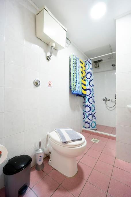 Steps From The Aprt Apartment *