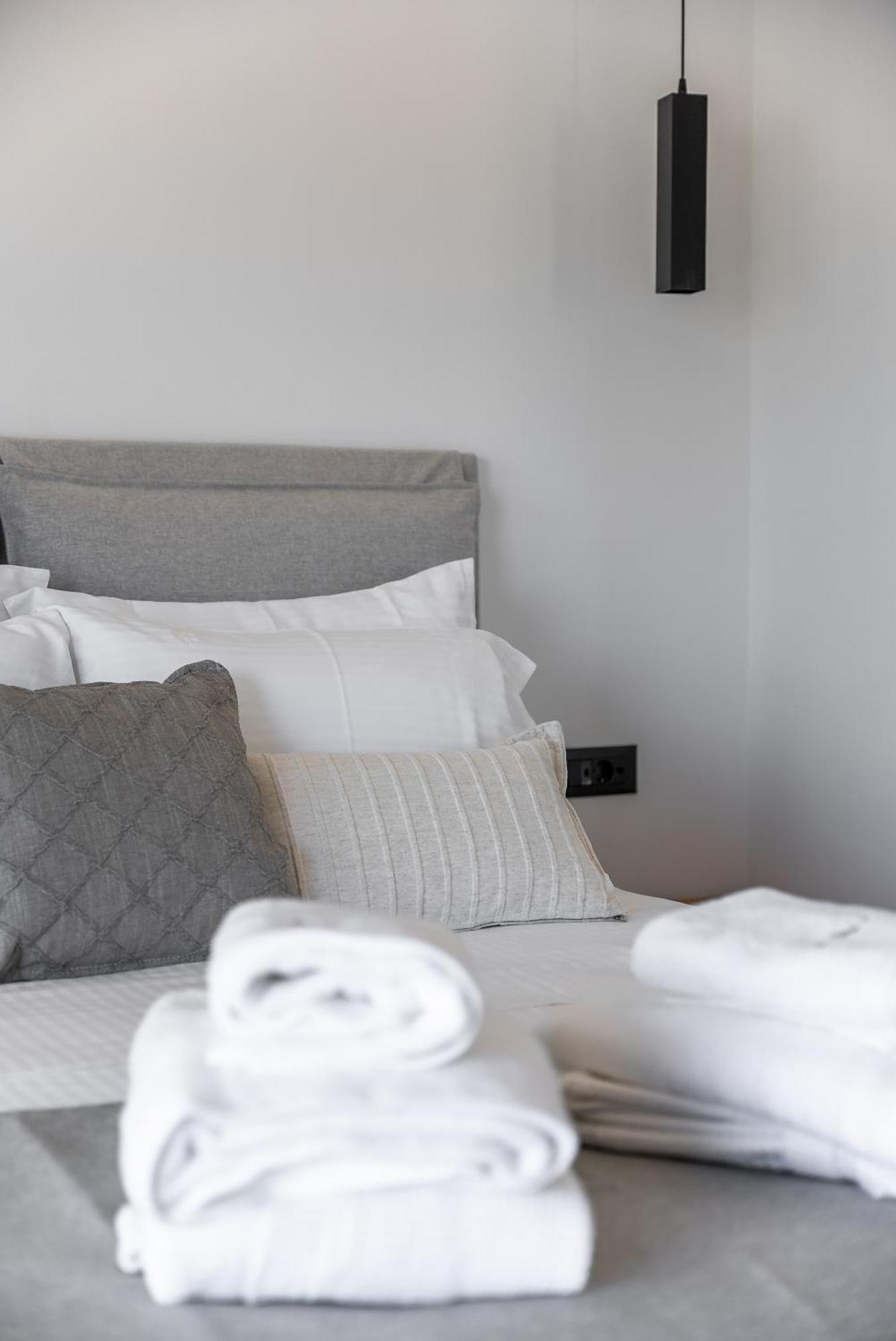 Apartment Almy Luxury
