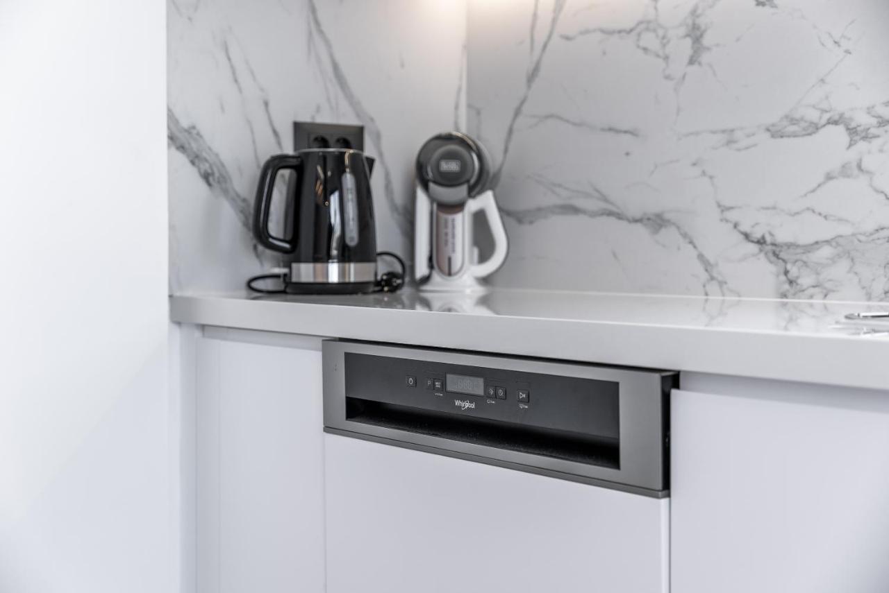 Apartment Almy Luxury