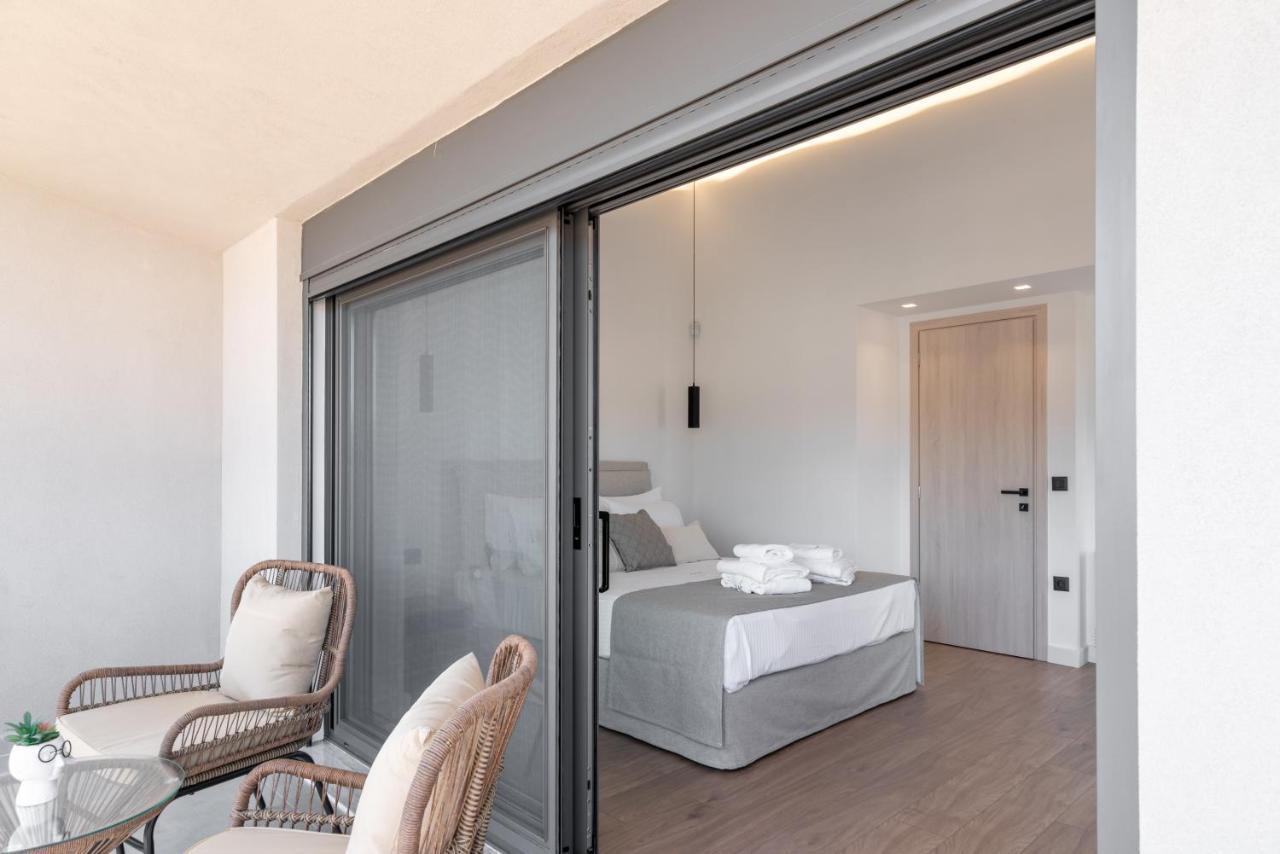 Apartment Almy Luxury