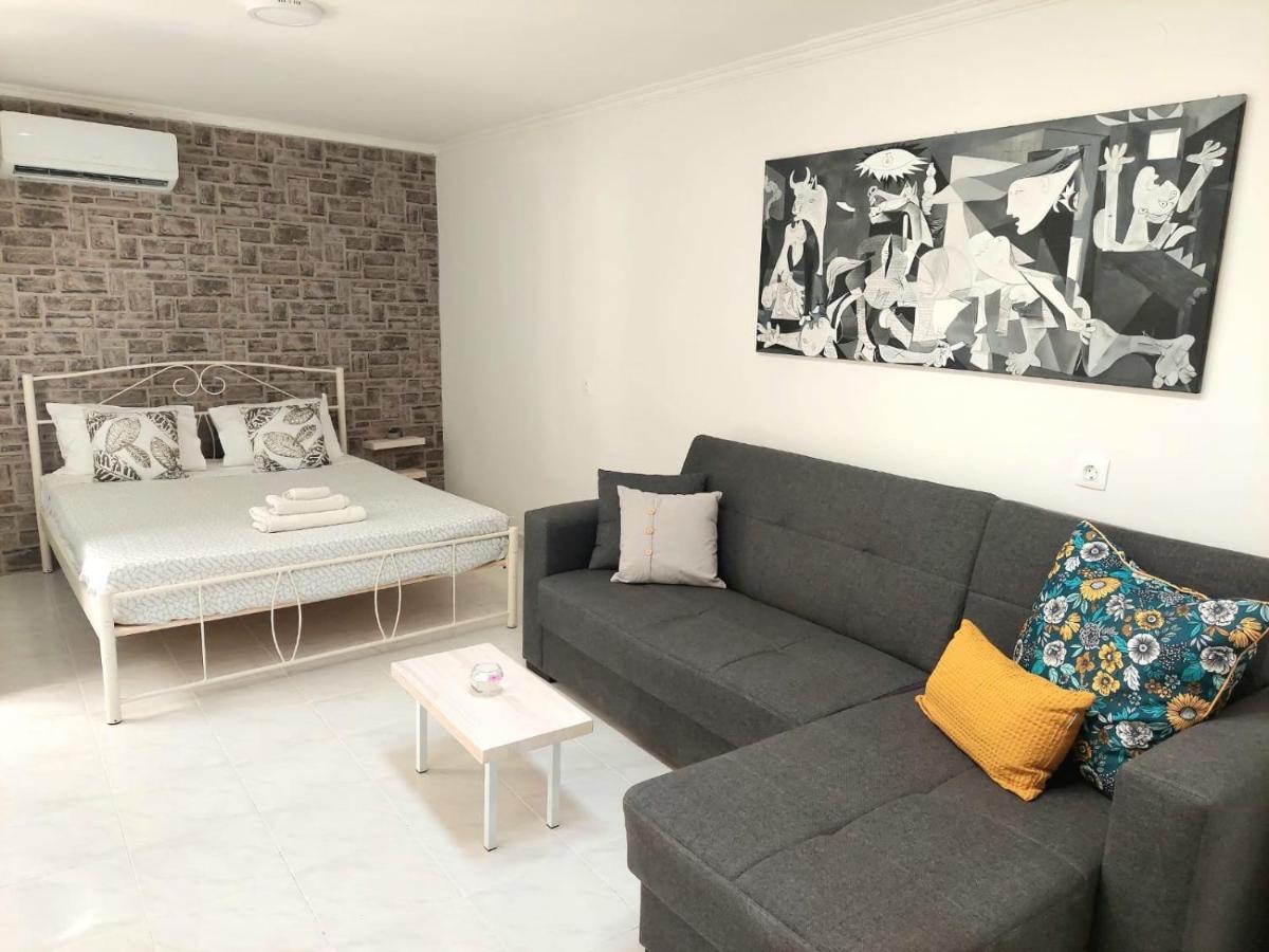 S For Studio - Detached, Close To Center Chania (Crete)