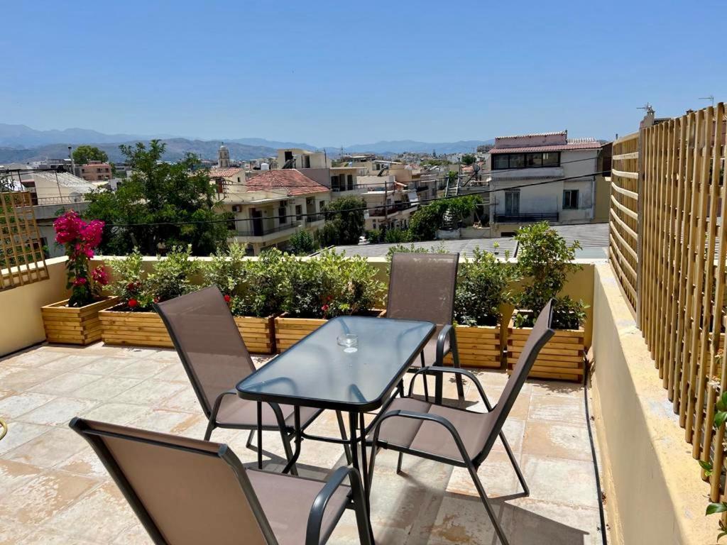 Canevaro Twins Apartment