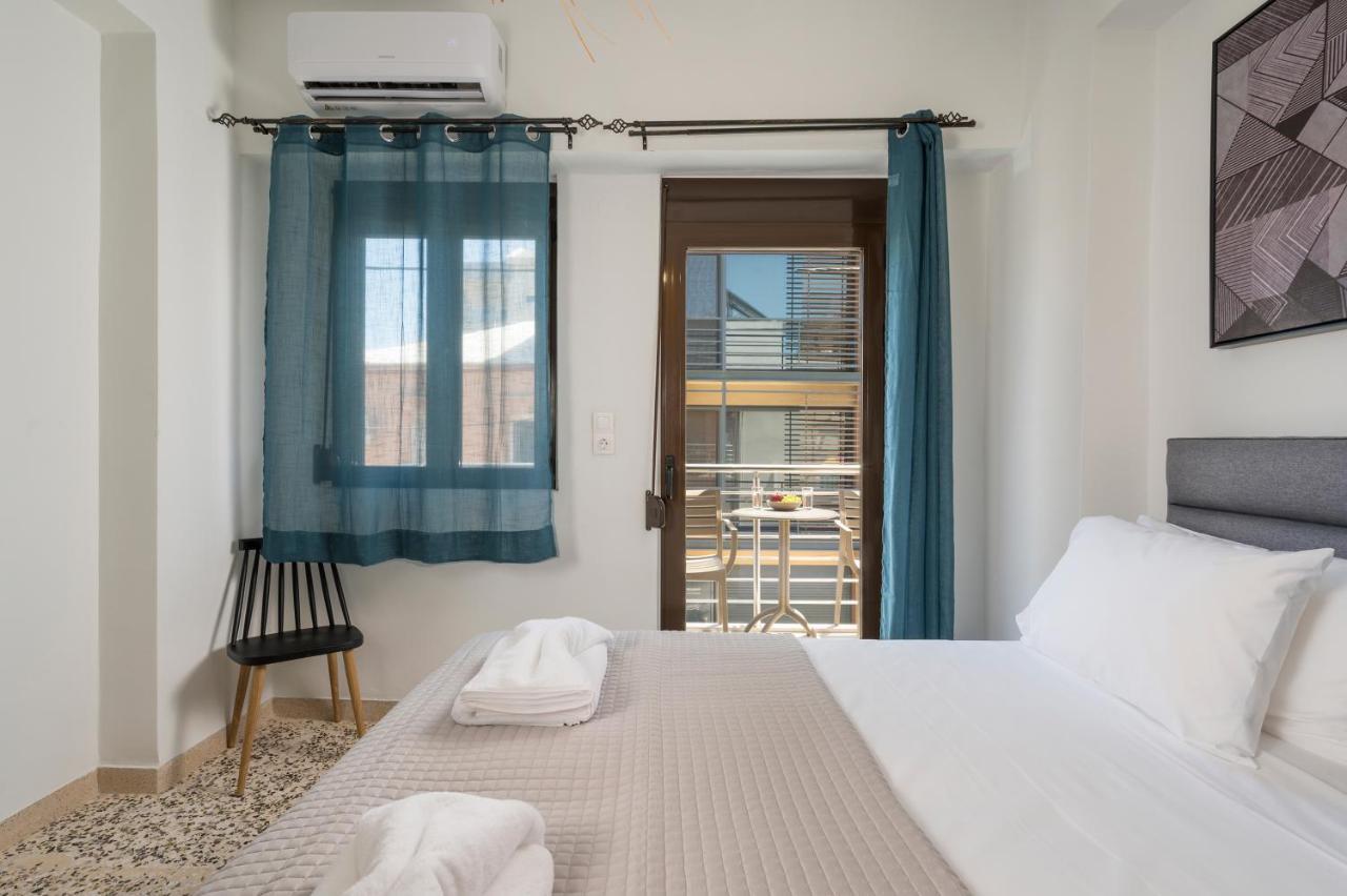 Apartment Crescendo House