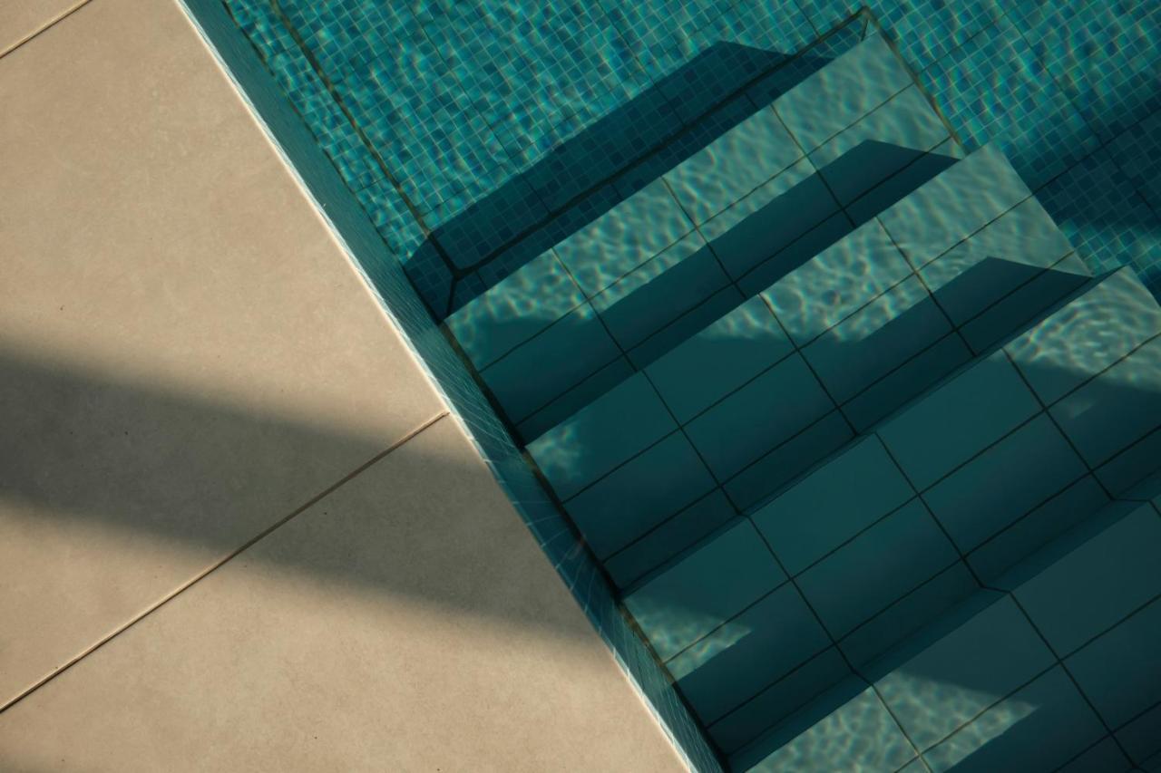 Gardenia, De Luxe Avec Piscine A Debordement Villa