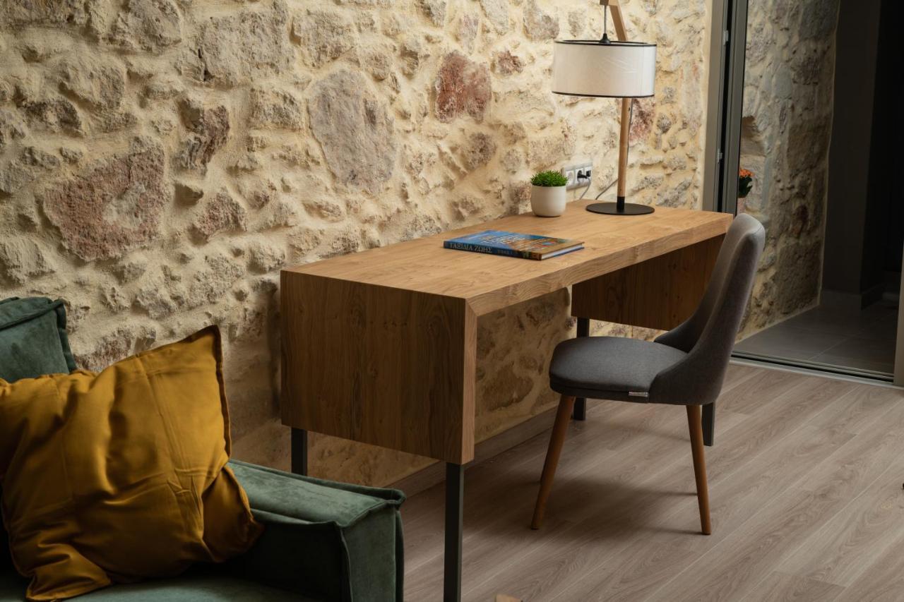 Dimitra Apts * Chania (Crete)