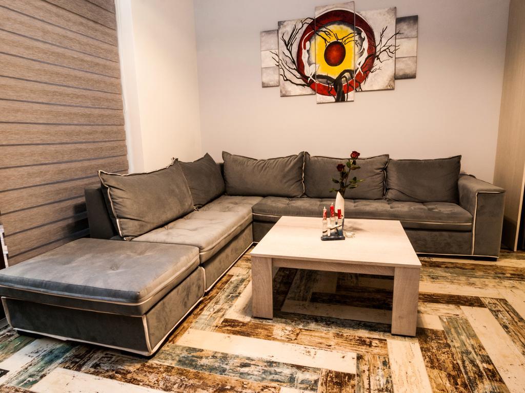Kastelisuites Aparthotel