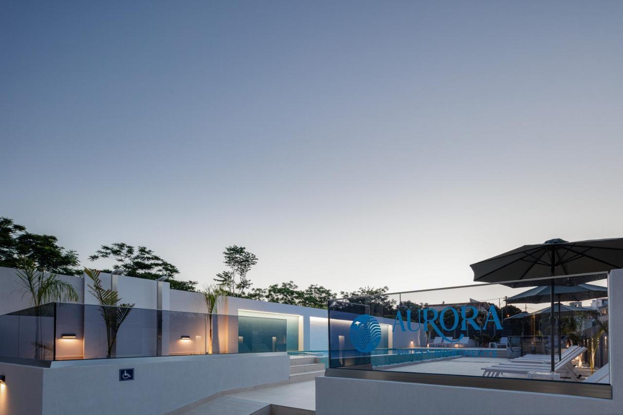Hotel Aurora Suites *