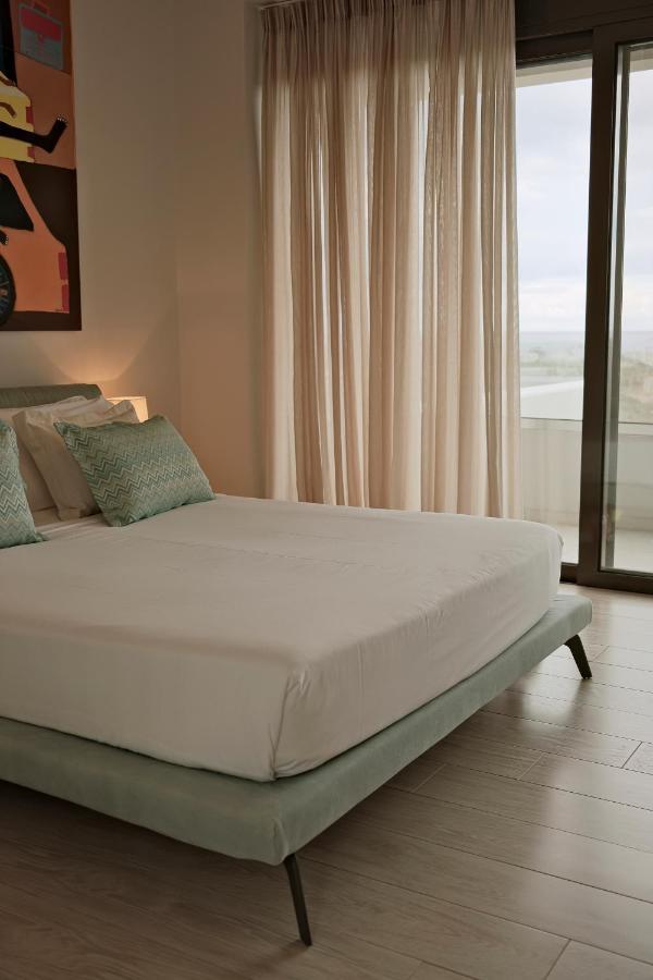 Gardenia, De Luxe Avec Piscine A Debordement Villa Chania (Crete)