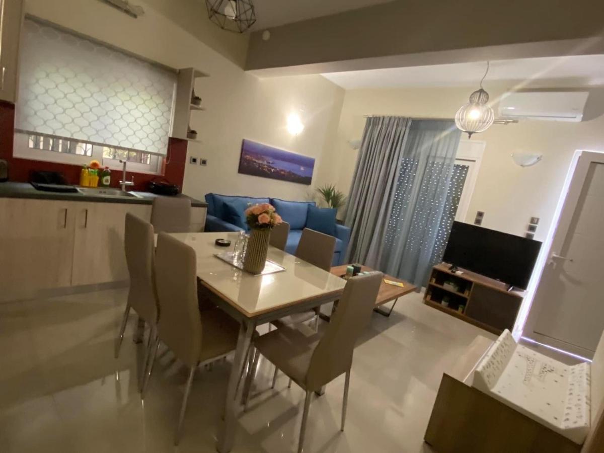 Gianna's 'superb' Apartment *
