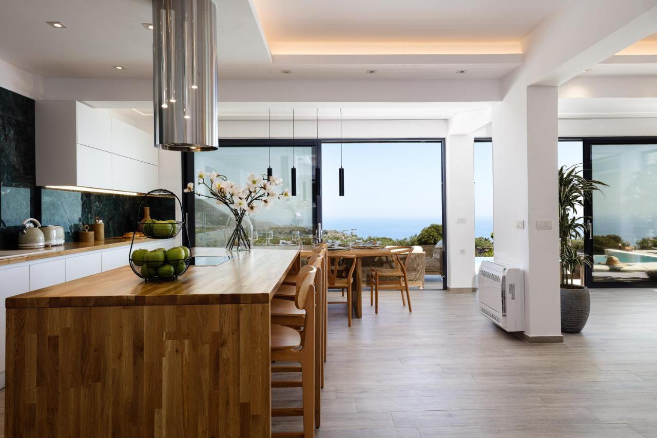 Empire With Magical Sea View Pousada Chrissi Akti Chania