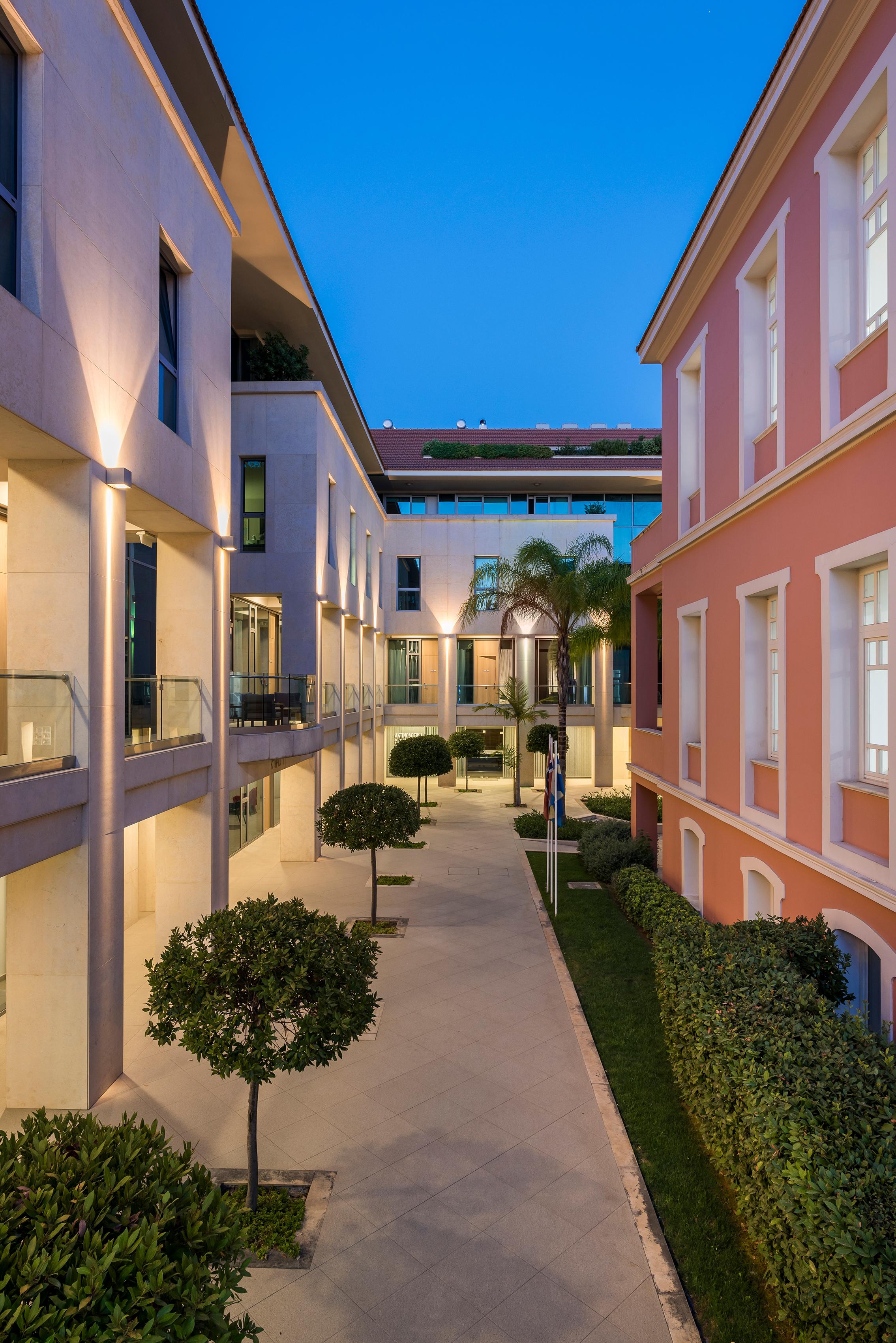 Aparthotel Trianon Luxury & 4*