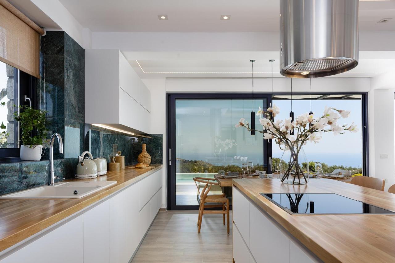 Empire With Magical Sea View * Chrissi Akti Chania