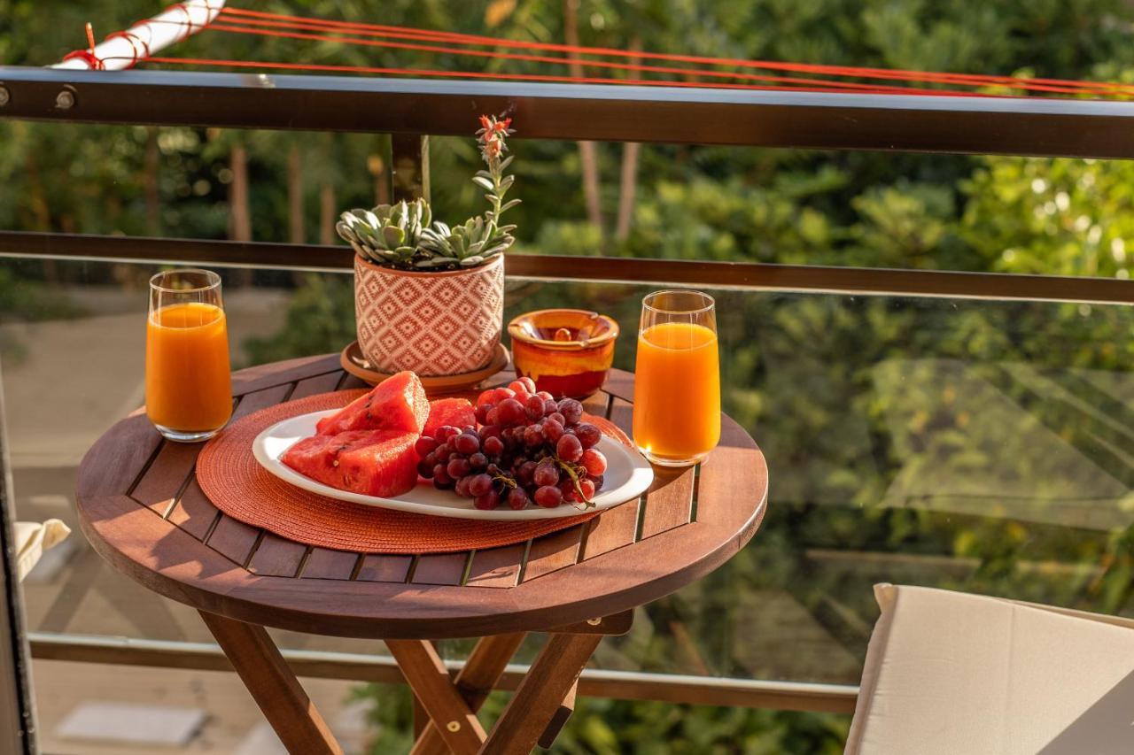 Apartment Cretan Sea View 10mins To Beach, Old Town, Chania (Crete)