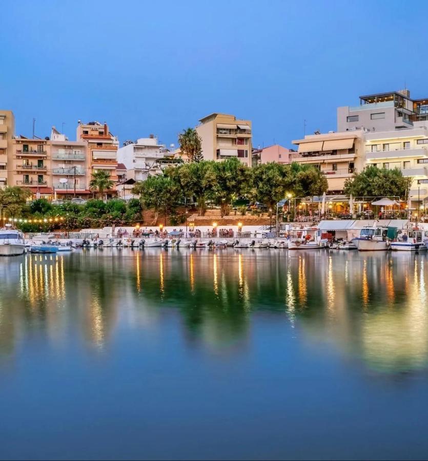 Antigone's Lux 5 Mins Walk To Beach, Old Town, Vakantiehuis Chania (Crete)