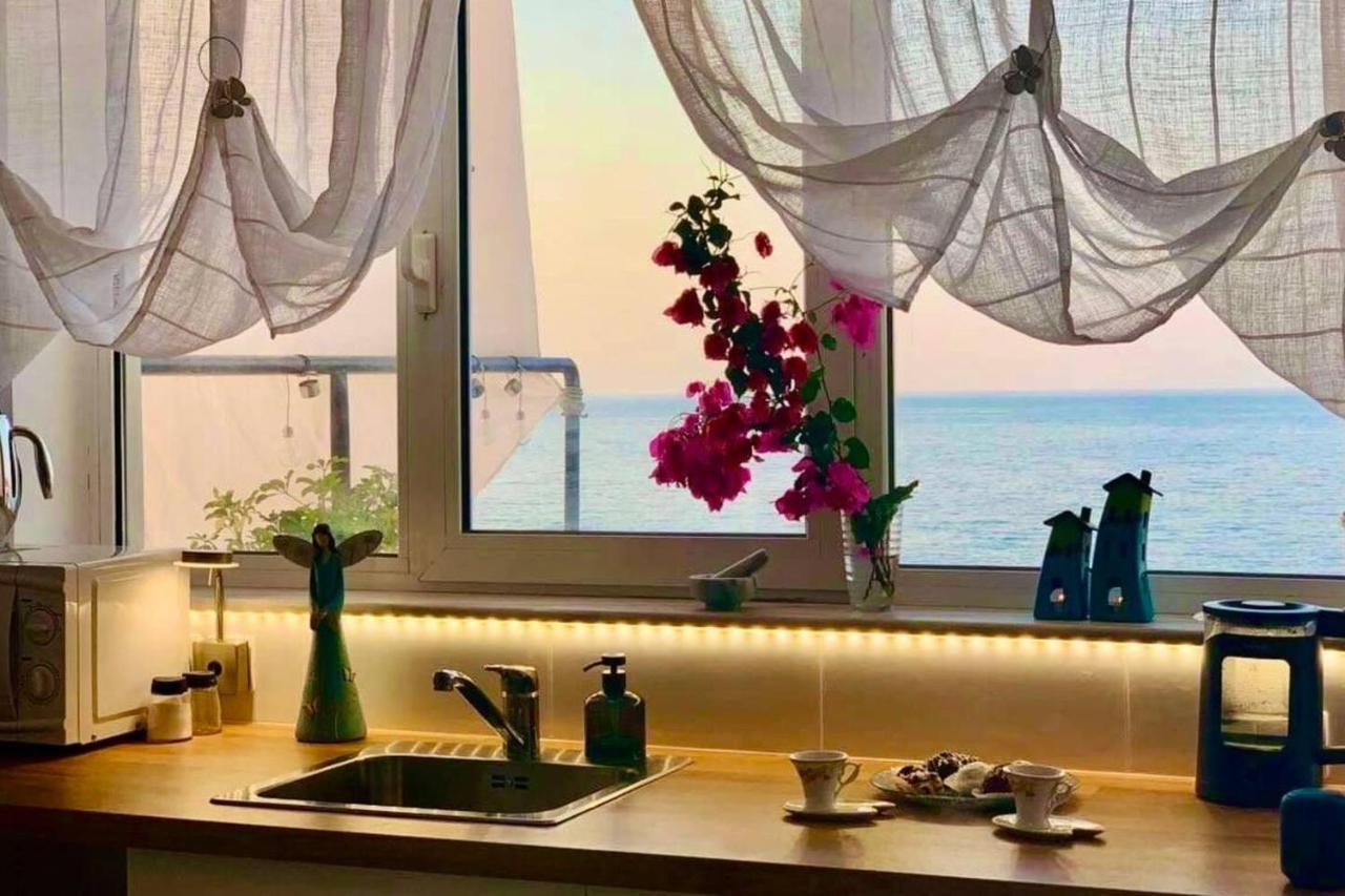 Elpida Seafront Paradise In Crete Apartment *