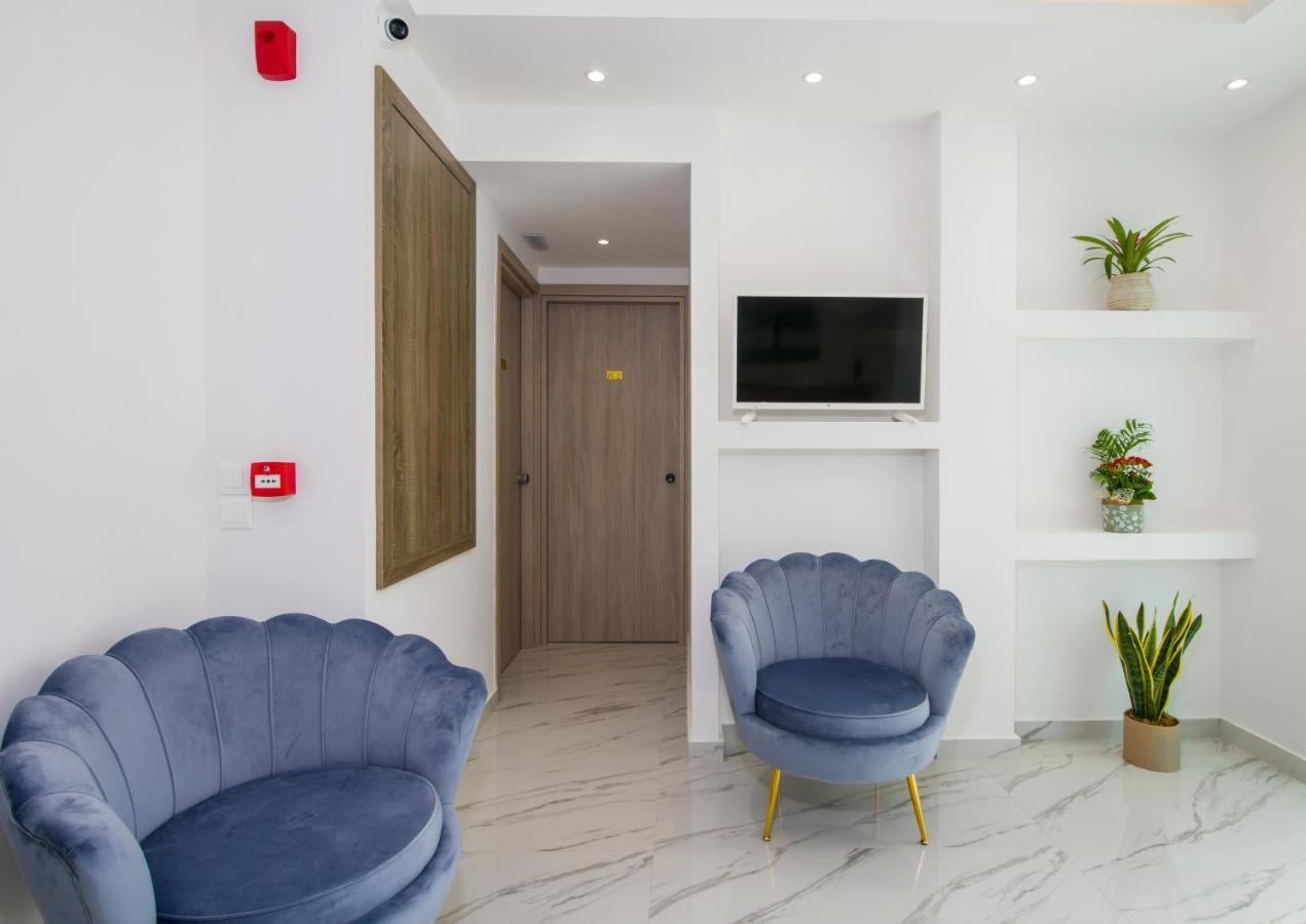 Deluxe Hotel 2*