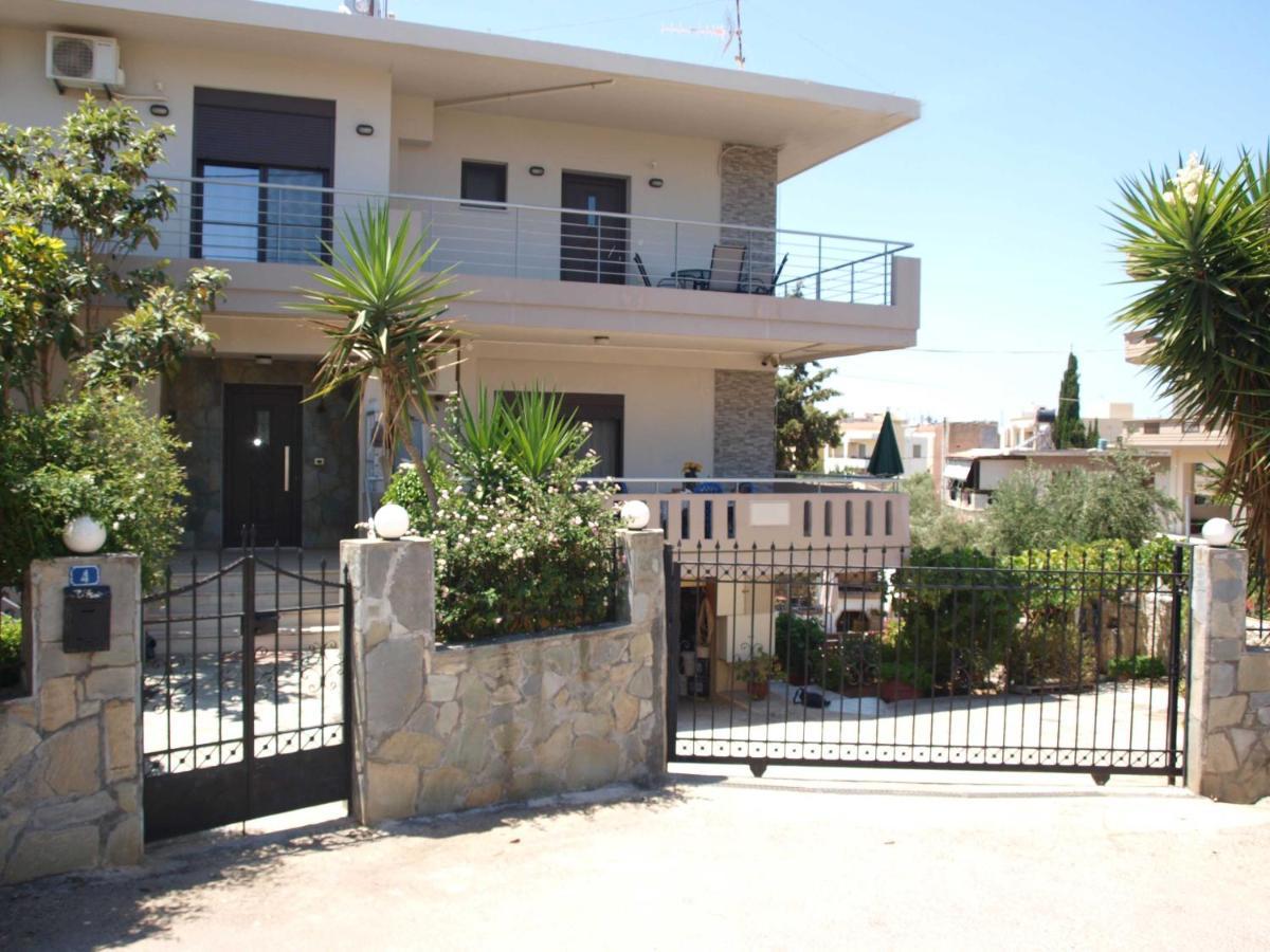 Julia House *
