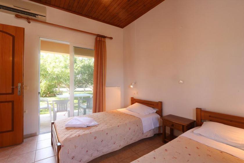 Eleana Aparthotel