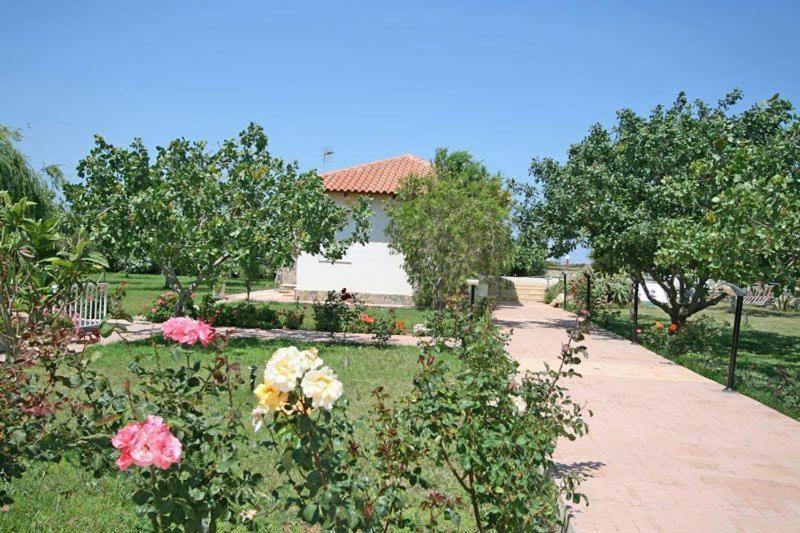 Aparthotel Eleana *