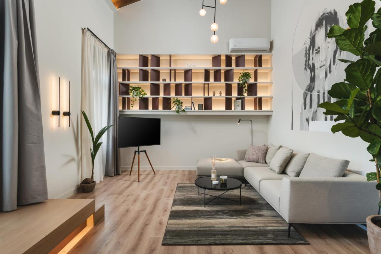 Urban Lofts Apartment