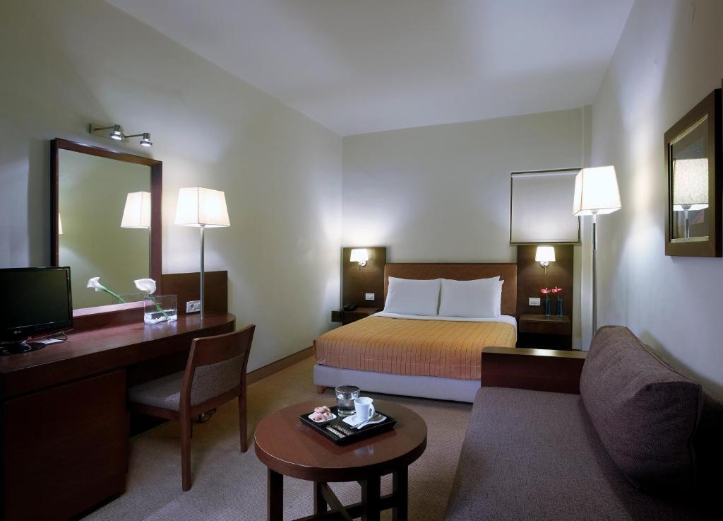 Hotel Irida 3*
