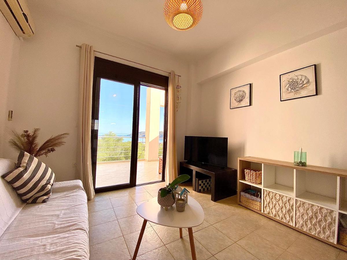 Seaview With Shared Pool, Almyrida * Chania (Crete)