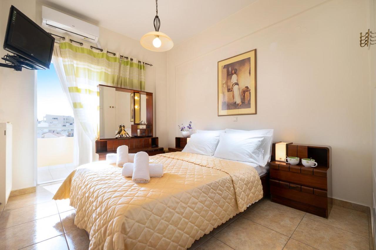 Apartment Port