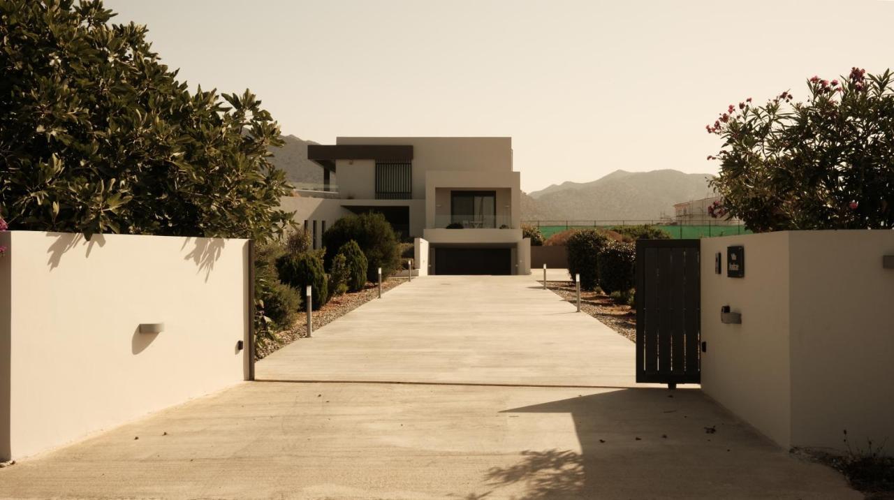Villa Gardenia, De Luxe Avec Piscine A Debordement