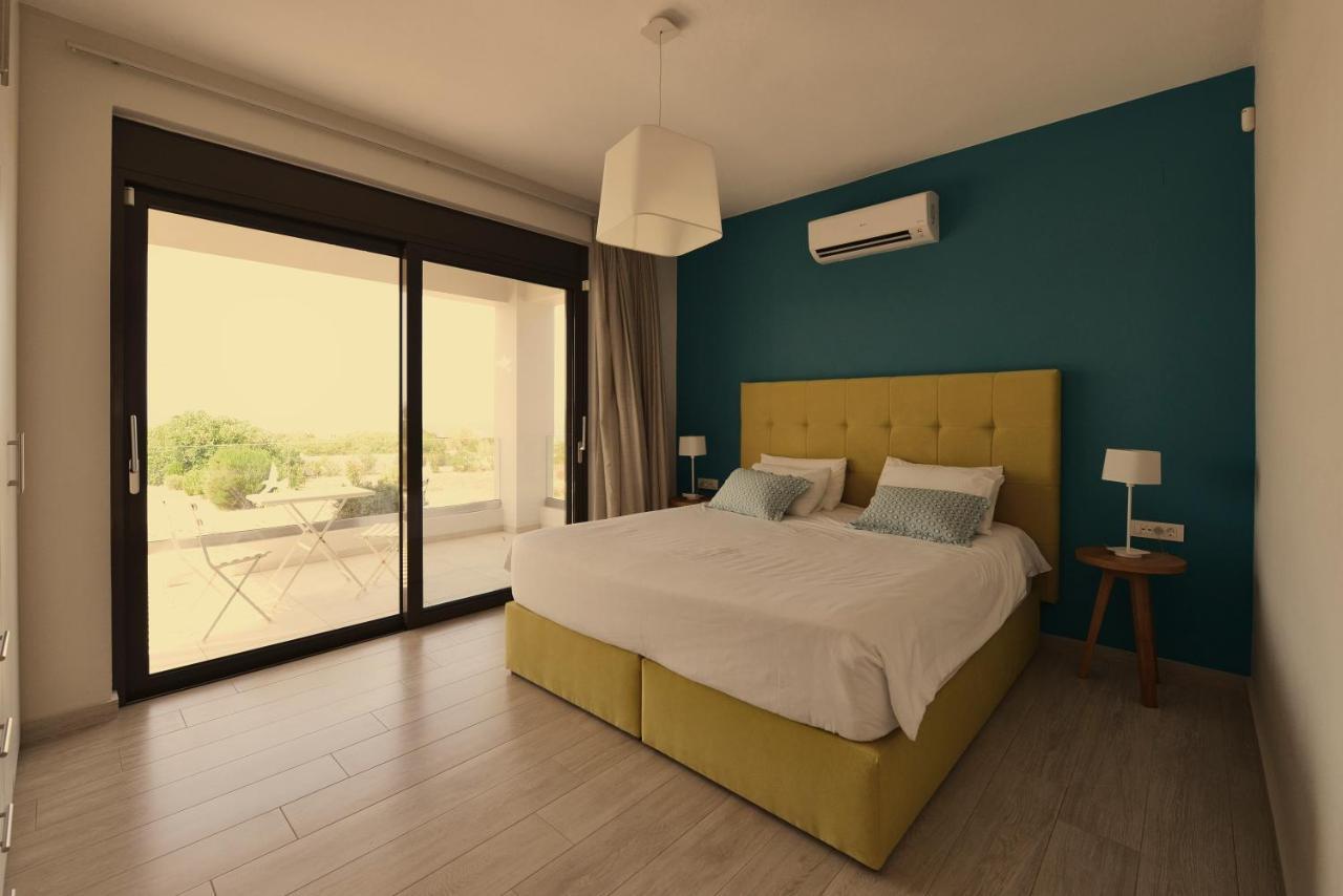 Gardenia, De Luxe Avec Piscine A Debordement Villa