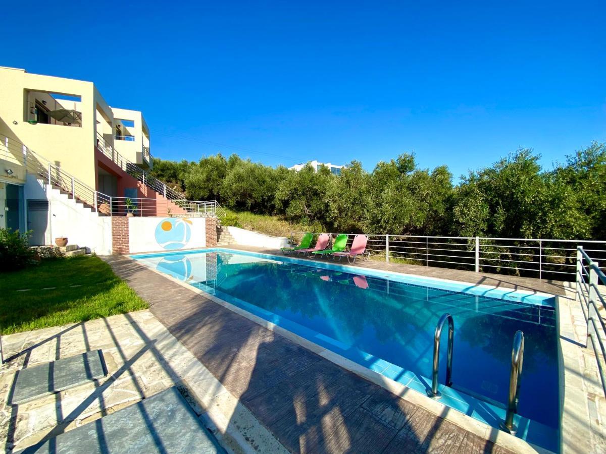Seaview With Shared Pool, Almyrida Chania (Crete)