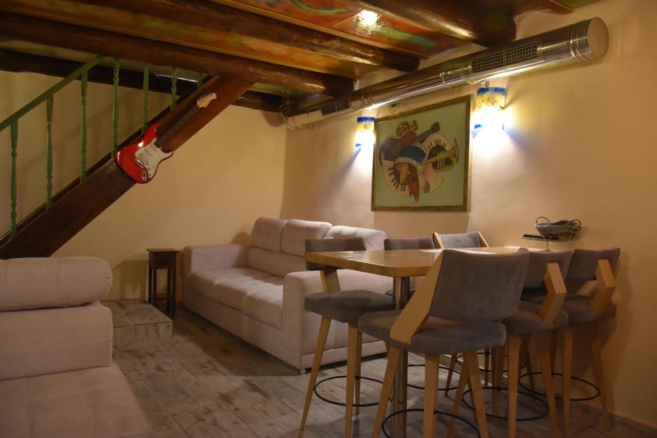 Odos Oneiron Boutique Aparthotel