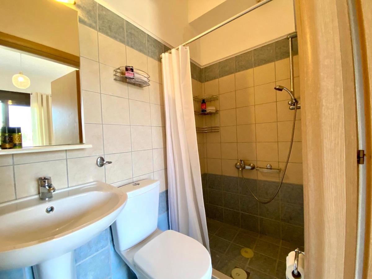 Apartment Seaview With Shared Pool, Almyrida *