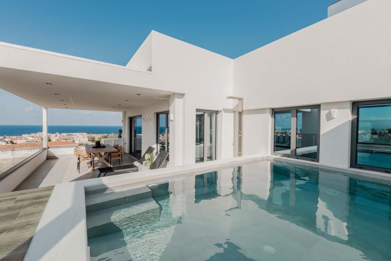 Moments Penthouse I Close To Everything Holiday home