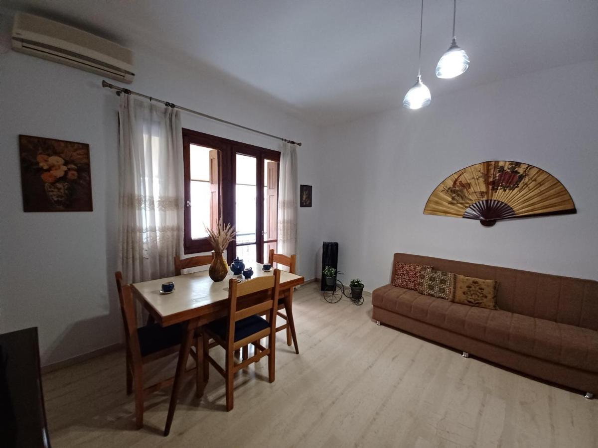 Apartment Nina's *
